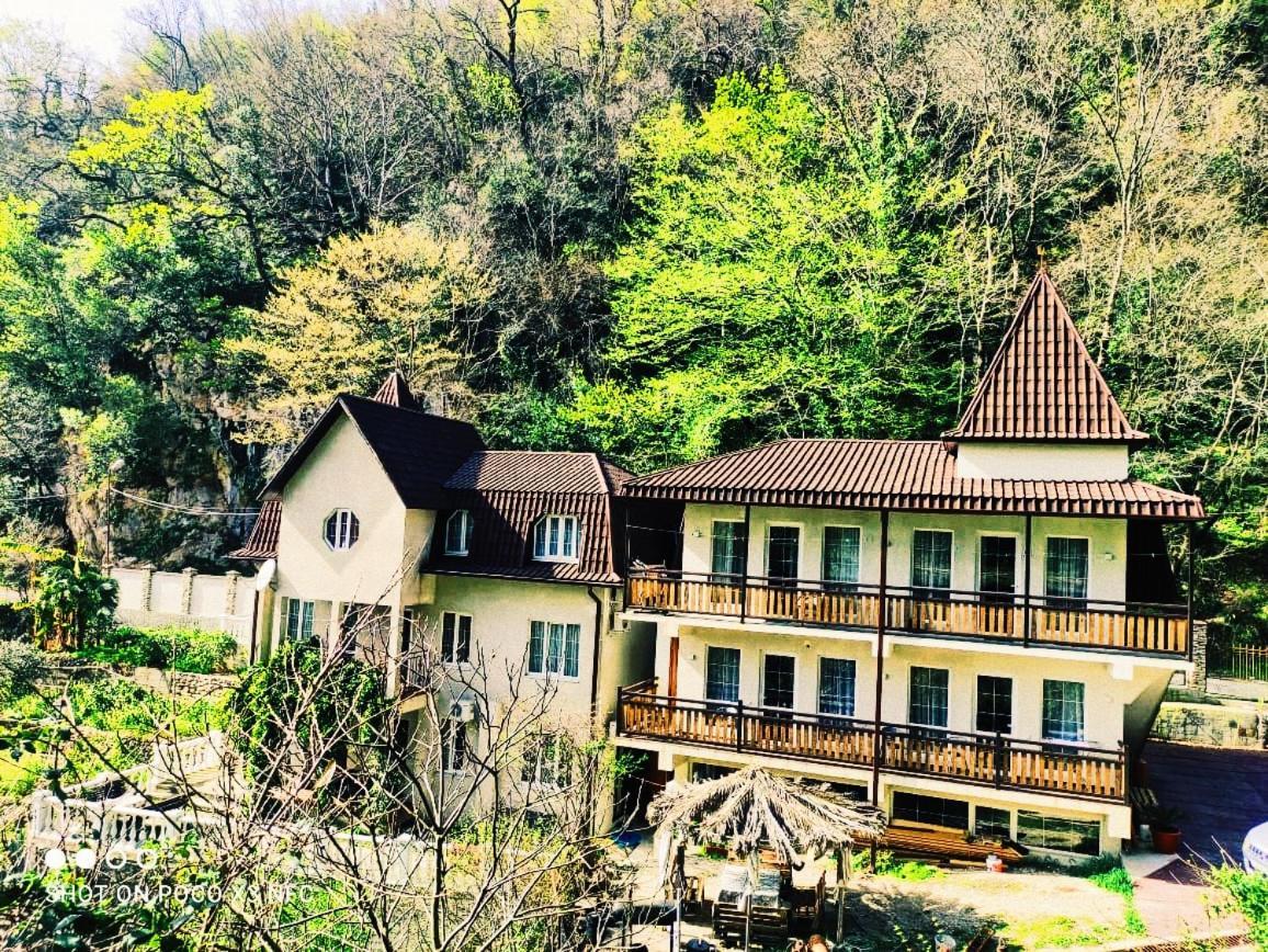غاغرا Guest House Chalet Agave المظهر الخارجي الصورة