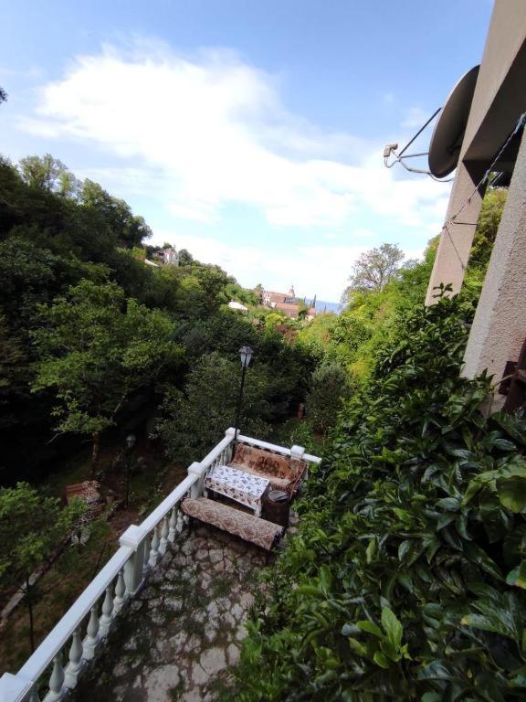 غاغرا Guest House Chalet Agave المظهر الخارجي الصورة