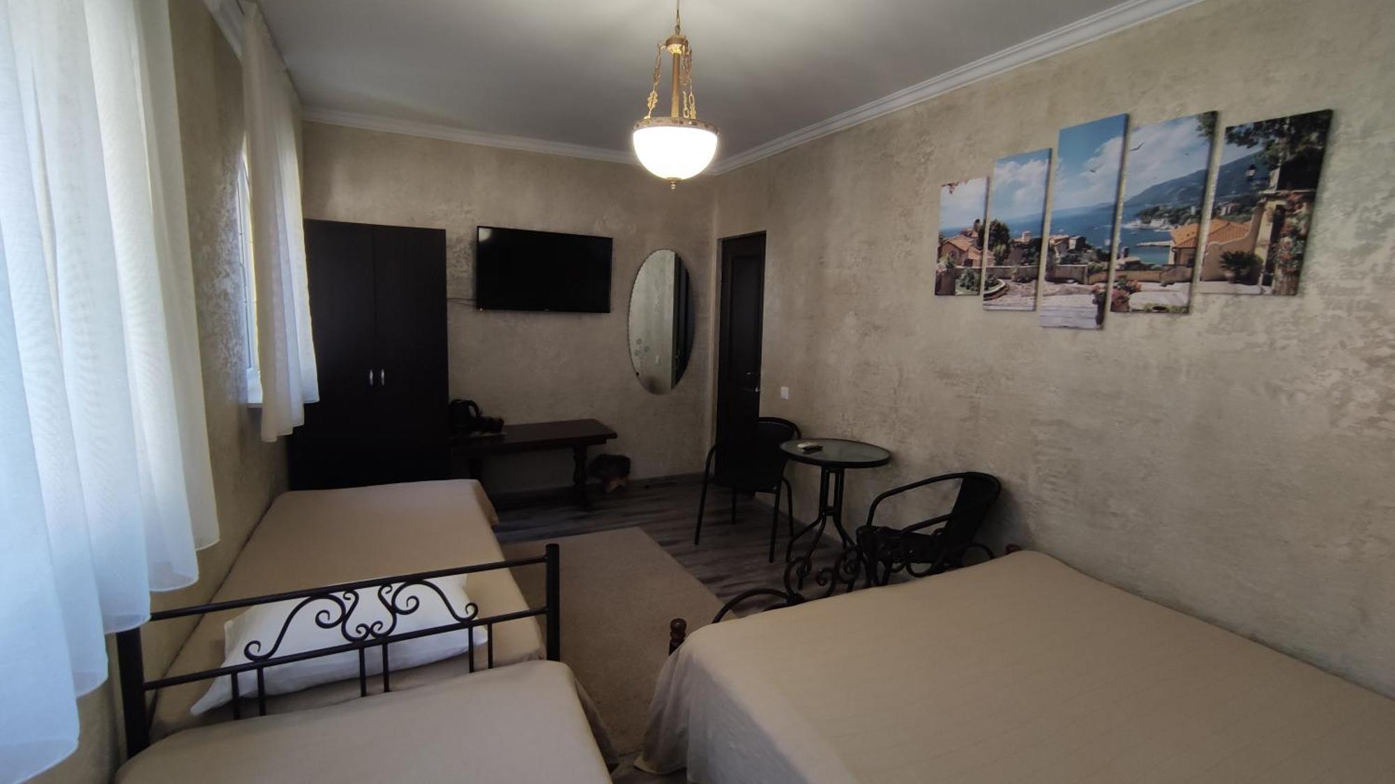 غاغرا Guest House Chalet Agave الغرفة الصورة